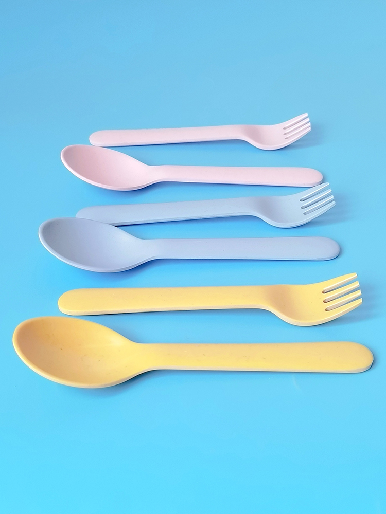 Set di Posate in Fibra di Bamb - Baby Food In Restaurant recensione e prezzo
